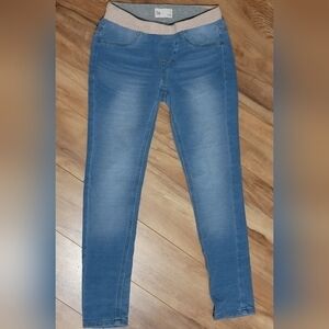 Girls Size 7 pants- pull on waist